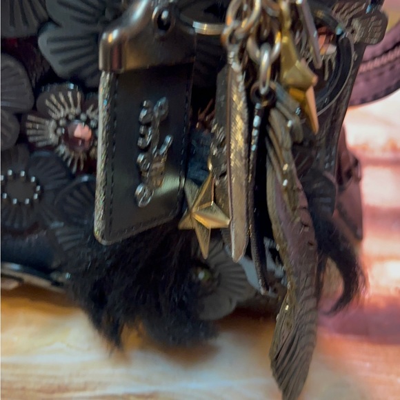 Coach Tea Rose Rouge 25 - Picture 4 of 17